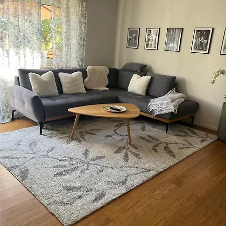 Lägenhet Mit Blick Auf Abteikirche