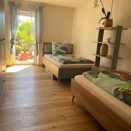 Lägenhet Mit Blick Auf Abteikirche Neresheim